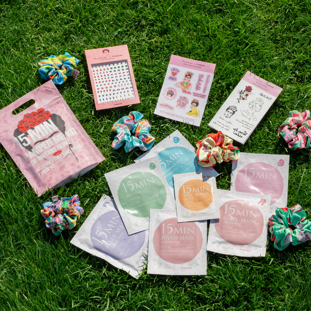 Frida Kahlo x 15 MIN Pamper Me Kit - Naisture