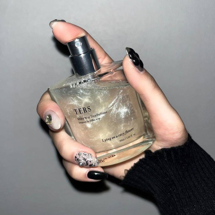 TERS Milky Way Treat Perfume Lying on a Cozy Flower - Naisture