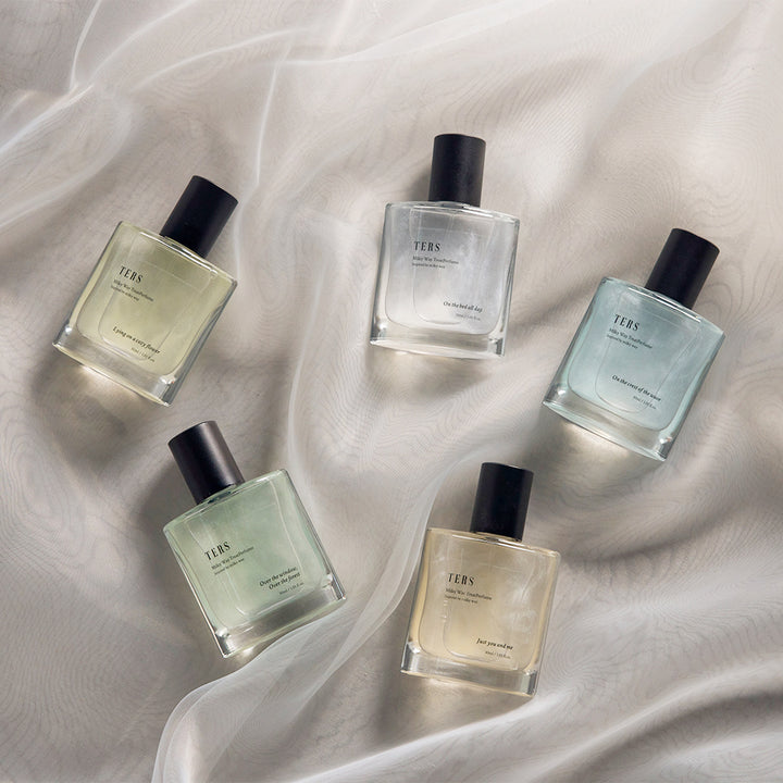 TERS Milky Way Treat Perfume Lying on a Cozy Flower - Naisture